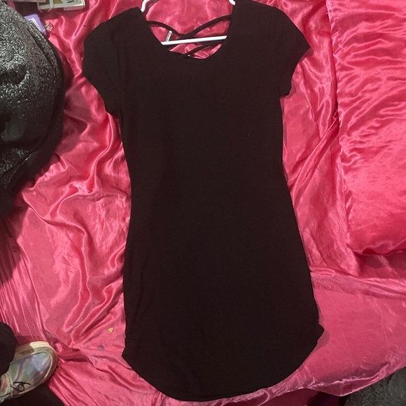 Black Short Sleeve Dress - Picture 1 of 3
